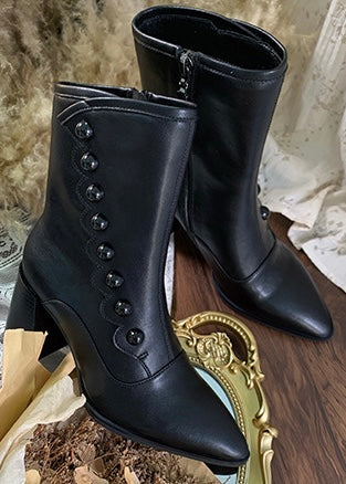 Victoria boots