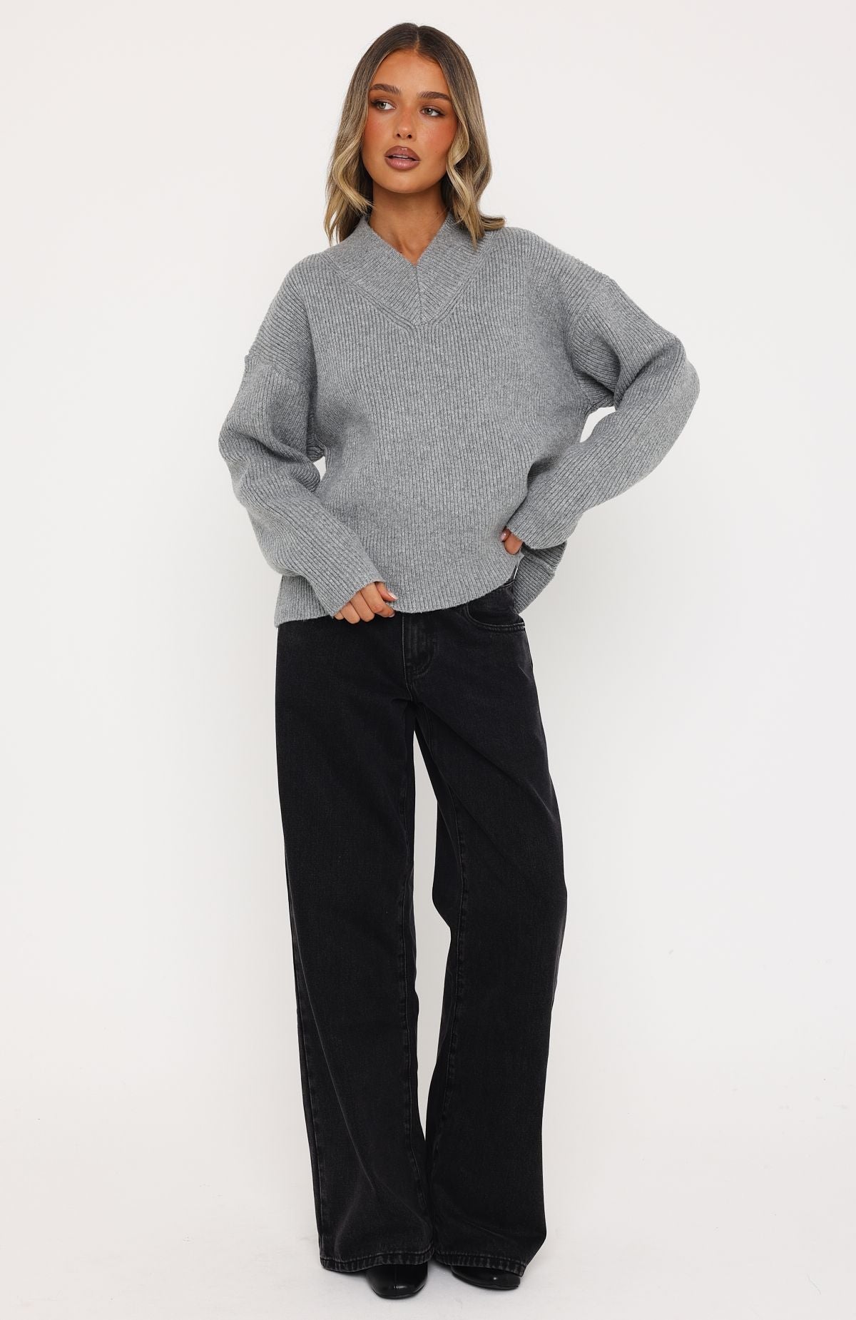 Luzia V Neck Knit Sweater Grey
