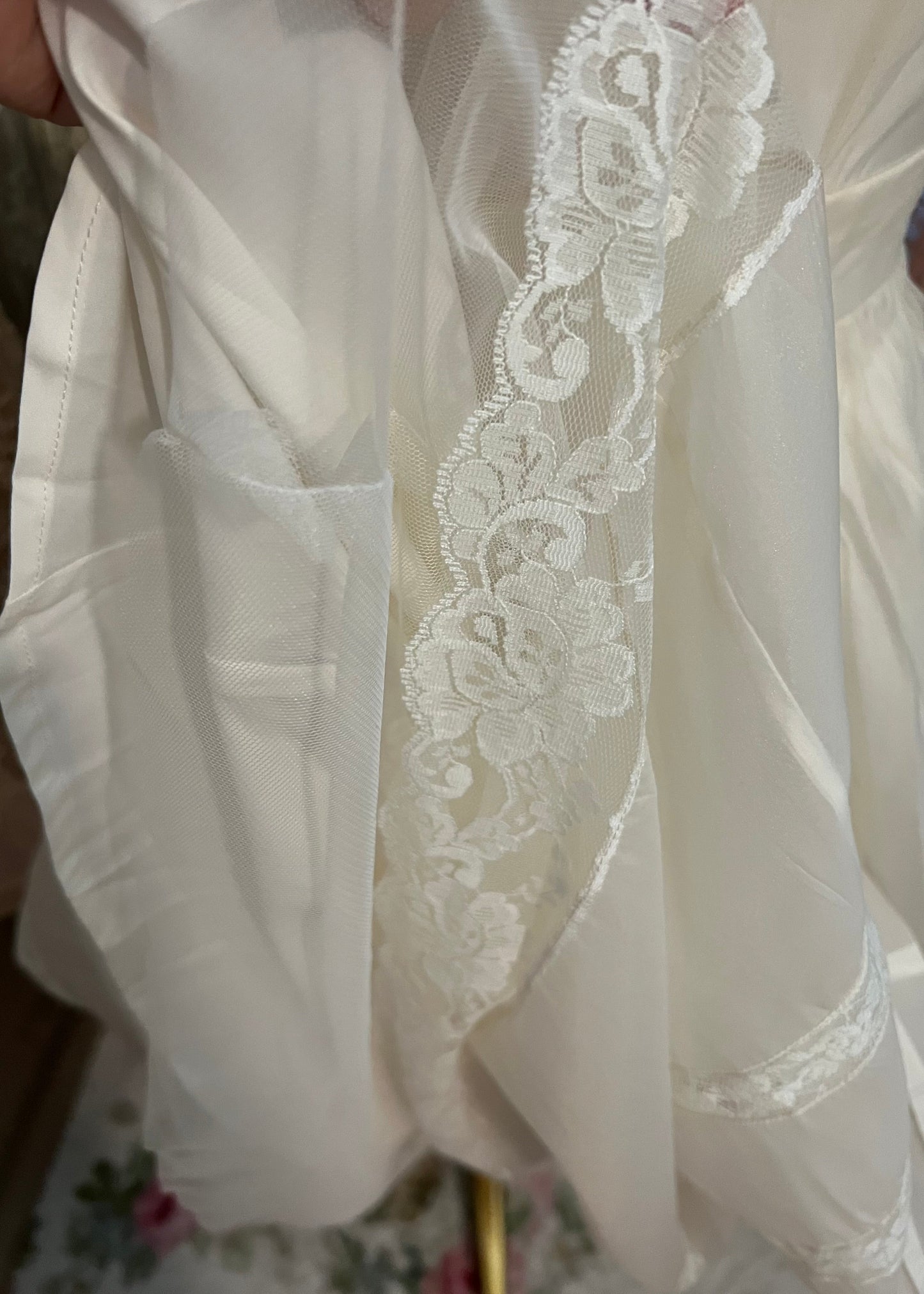 White jade dress