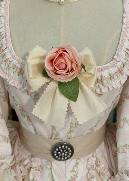 The porcelain gown