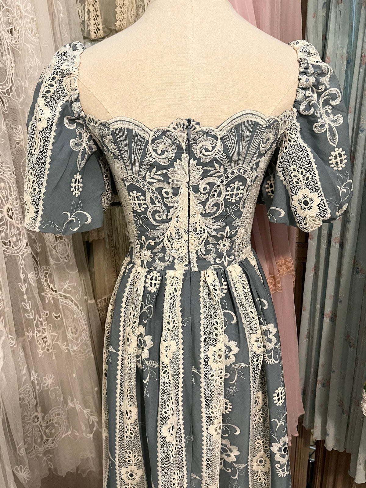 Silhouette romance dress