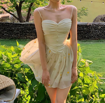 Meadow daisy dress