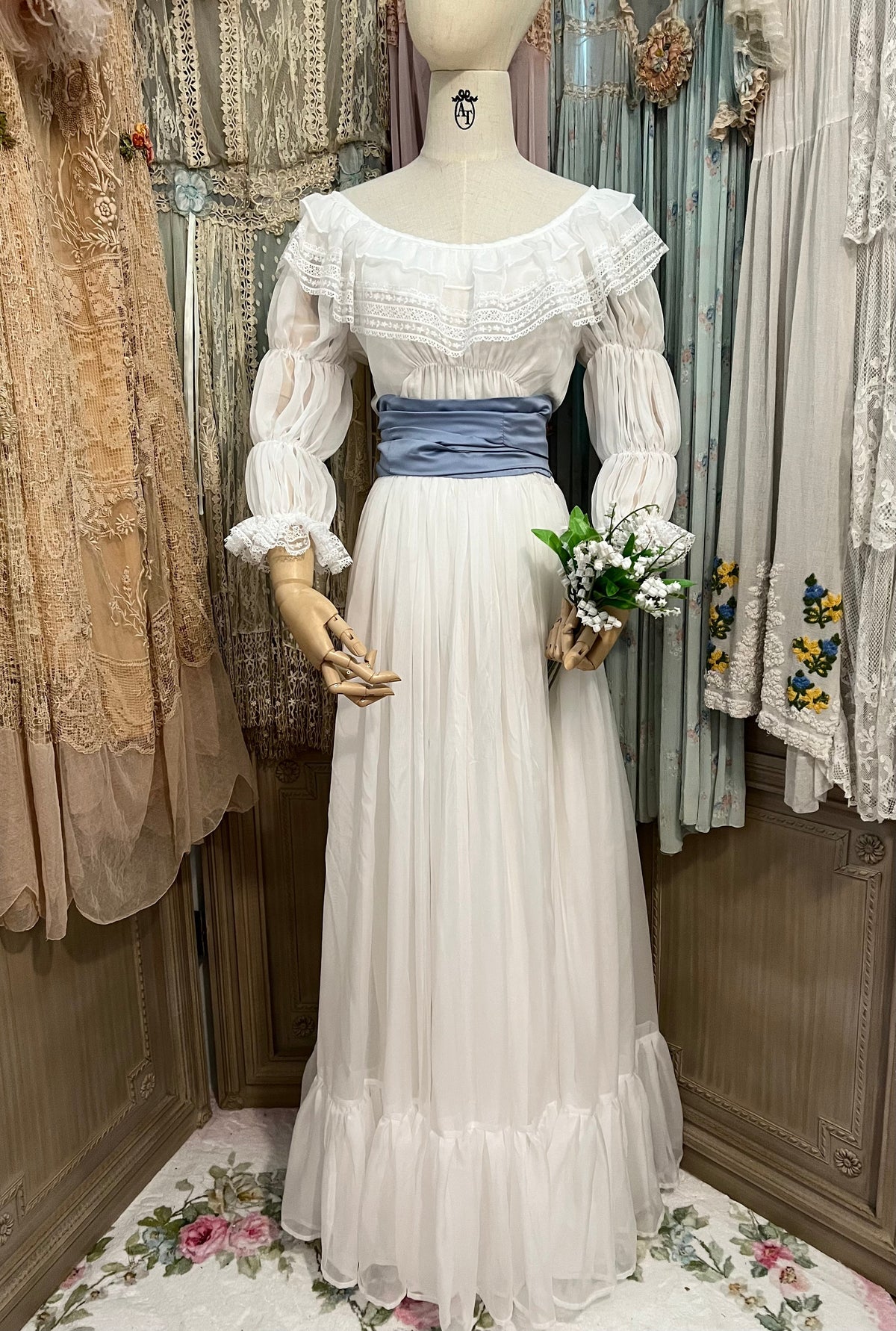 Chemise a la Reine