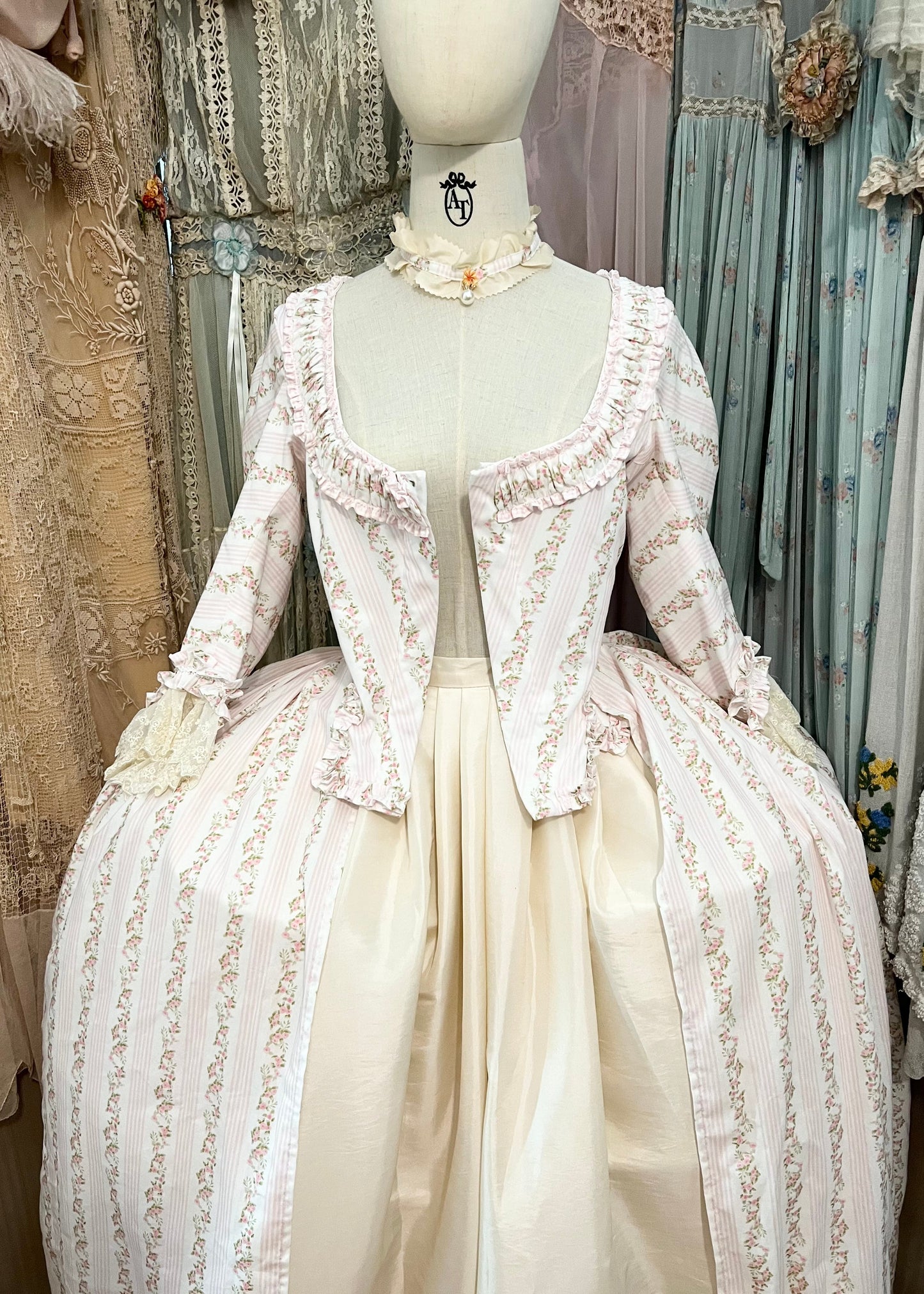 The porcelain gown