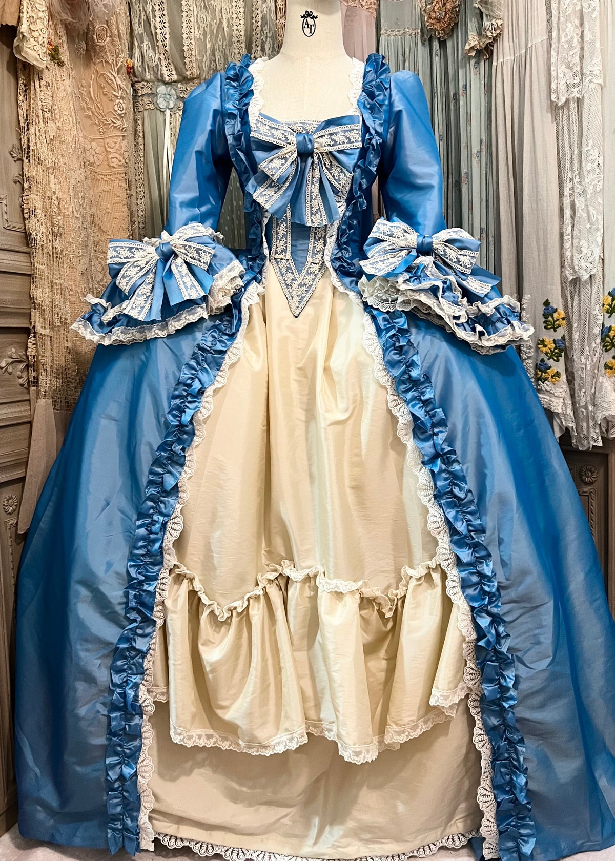 Versailles Robe à la française