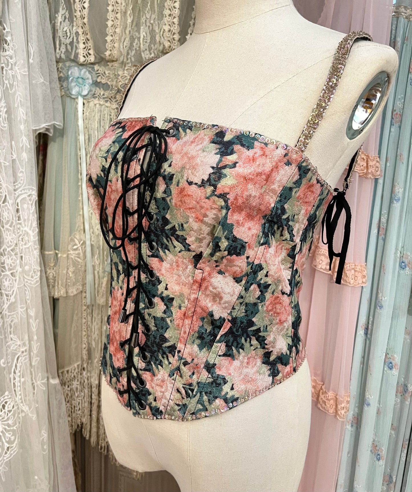 Flowerbomb corset (2 Colors available)