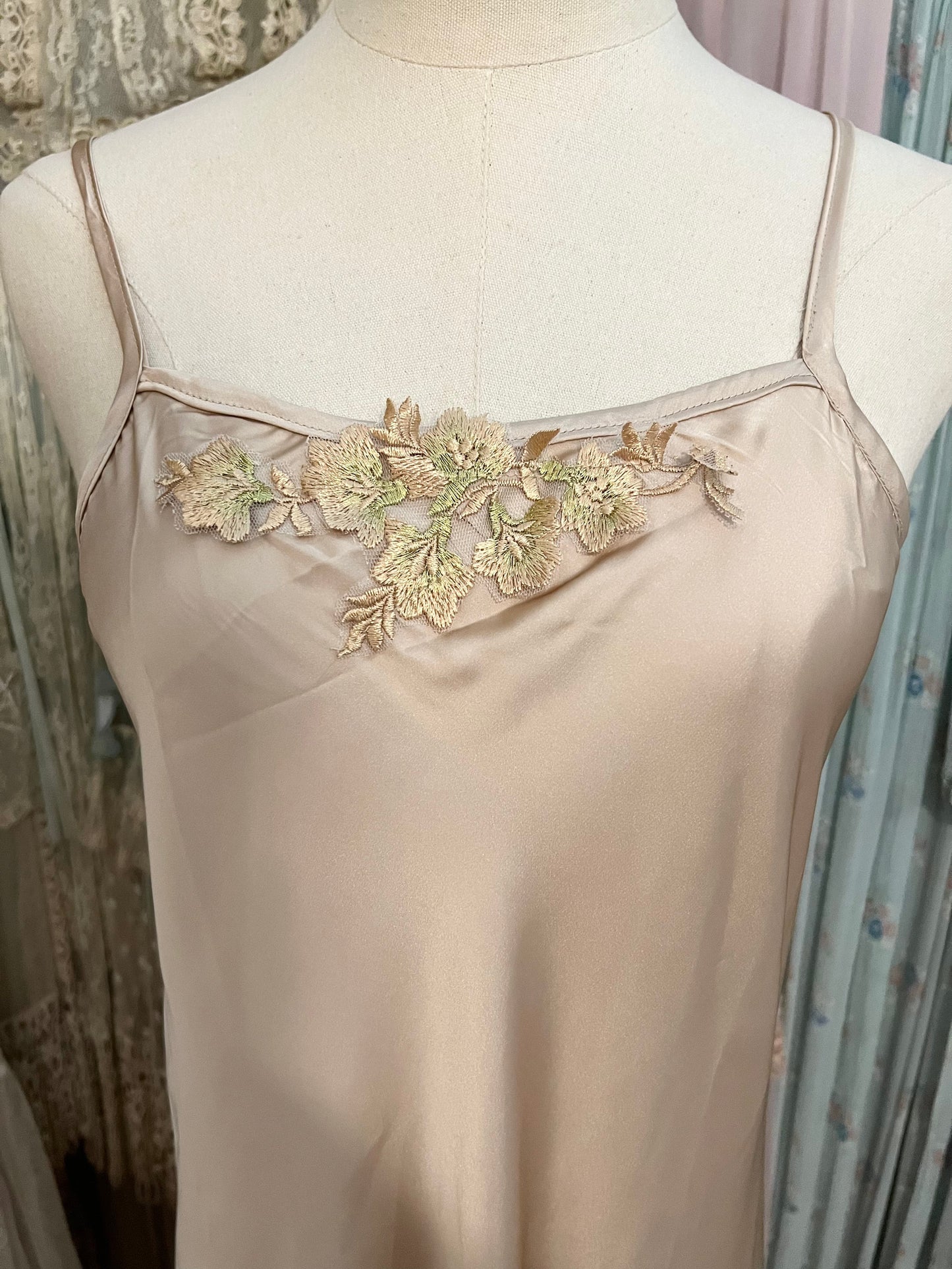 Medieval fantasy dress