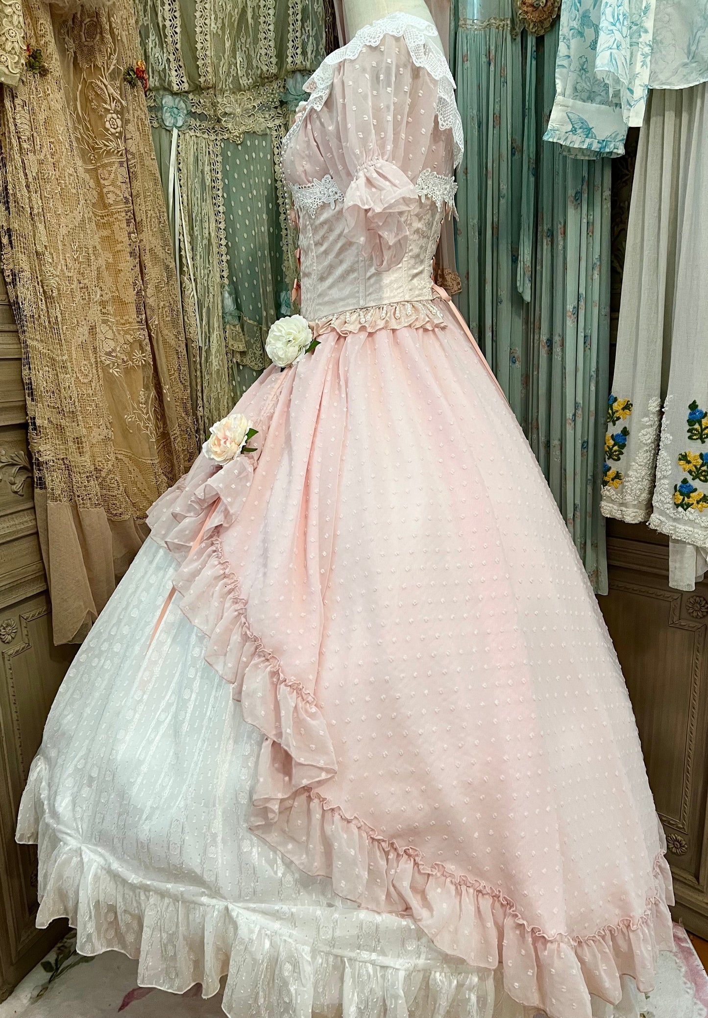 Victoria ensemble