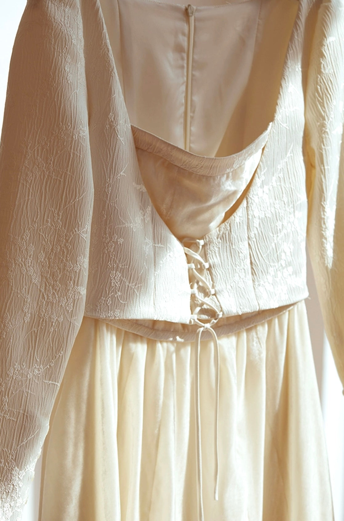 Elizabethan dress