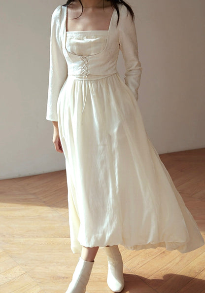 Elizabethan dress