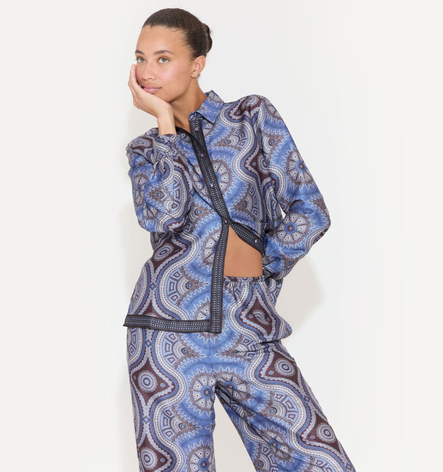 The Liv Top - Brown Cobalt Medallion