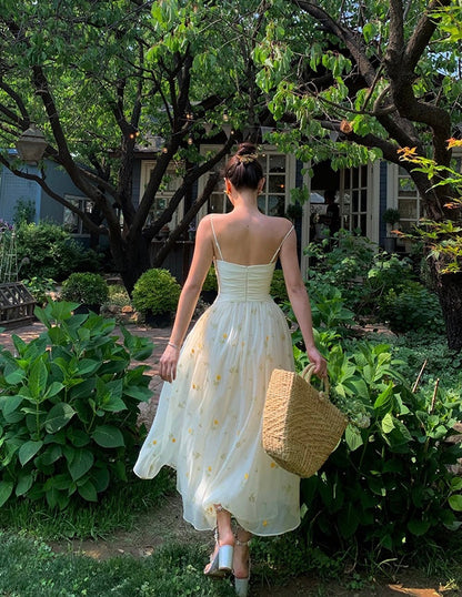 Meadow daisy dress