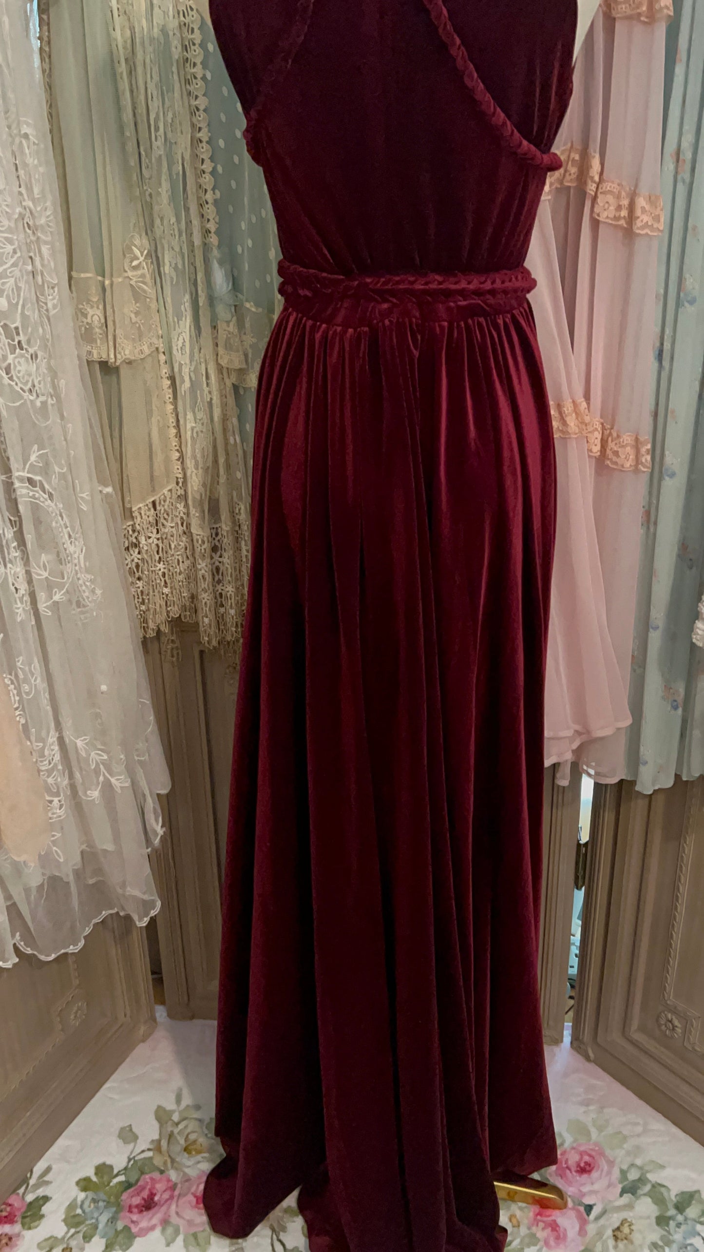 Rouge dress