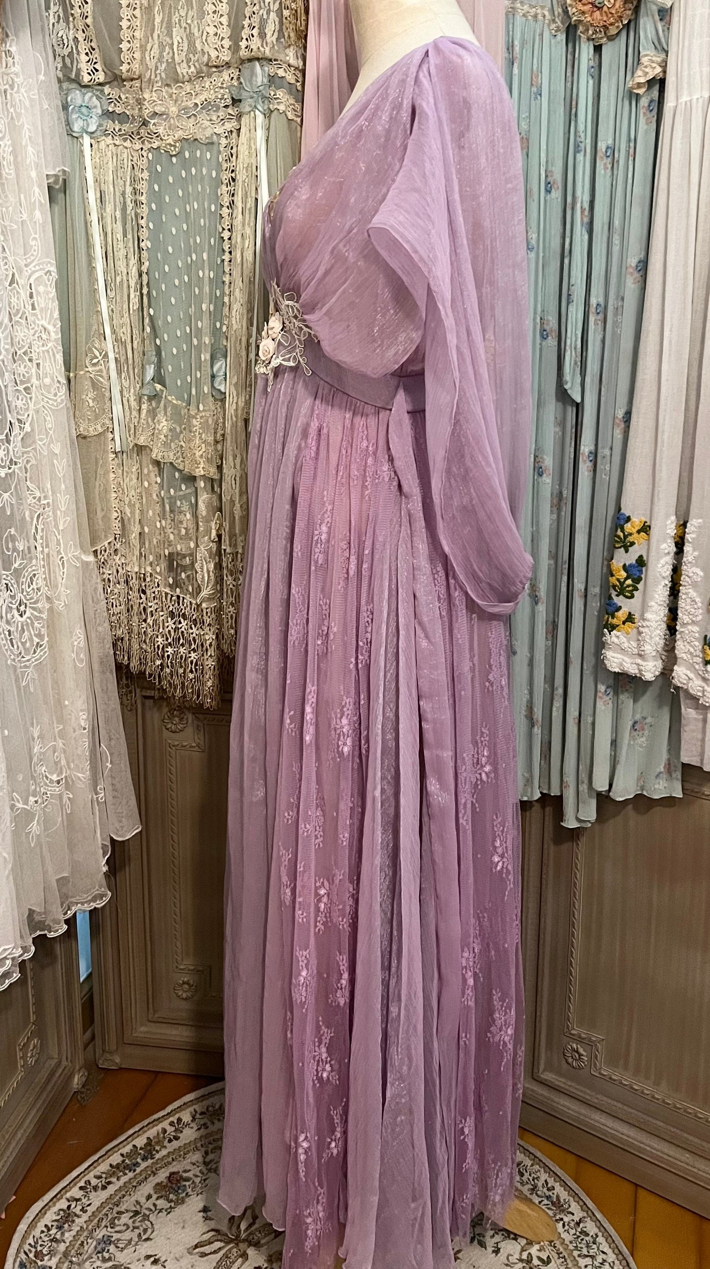 Medieval fantasy dress