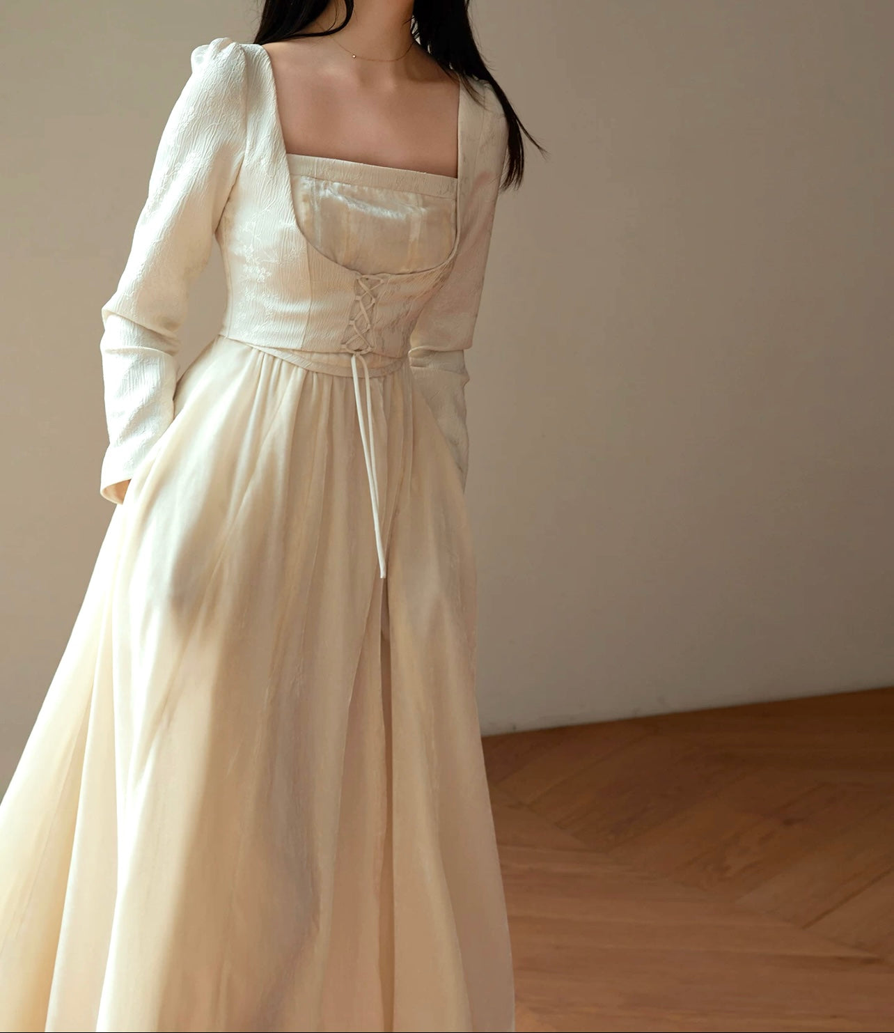 Elizabethan dress