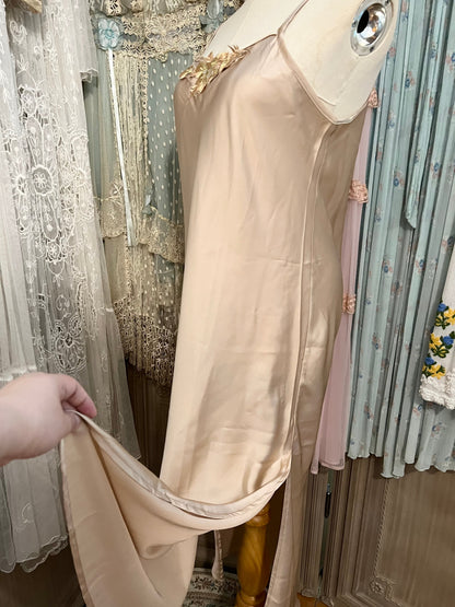 Medieval fantasy dress