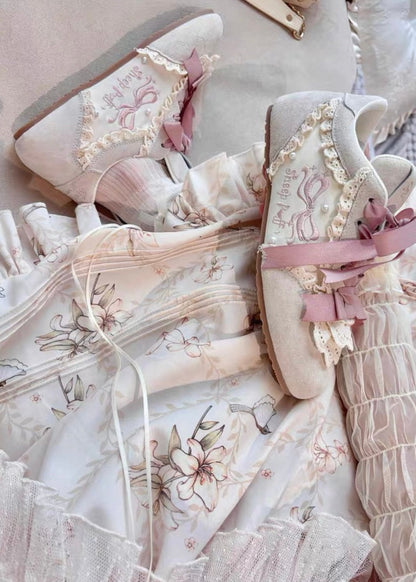 Dollette Sneakers
