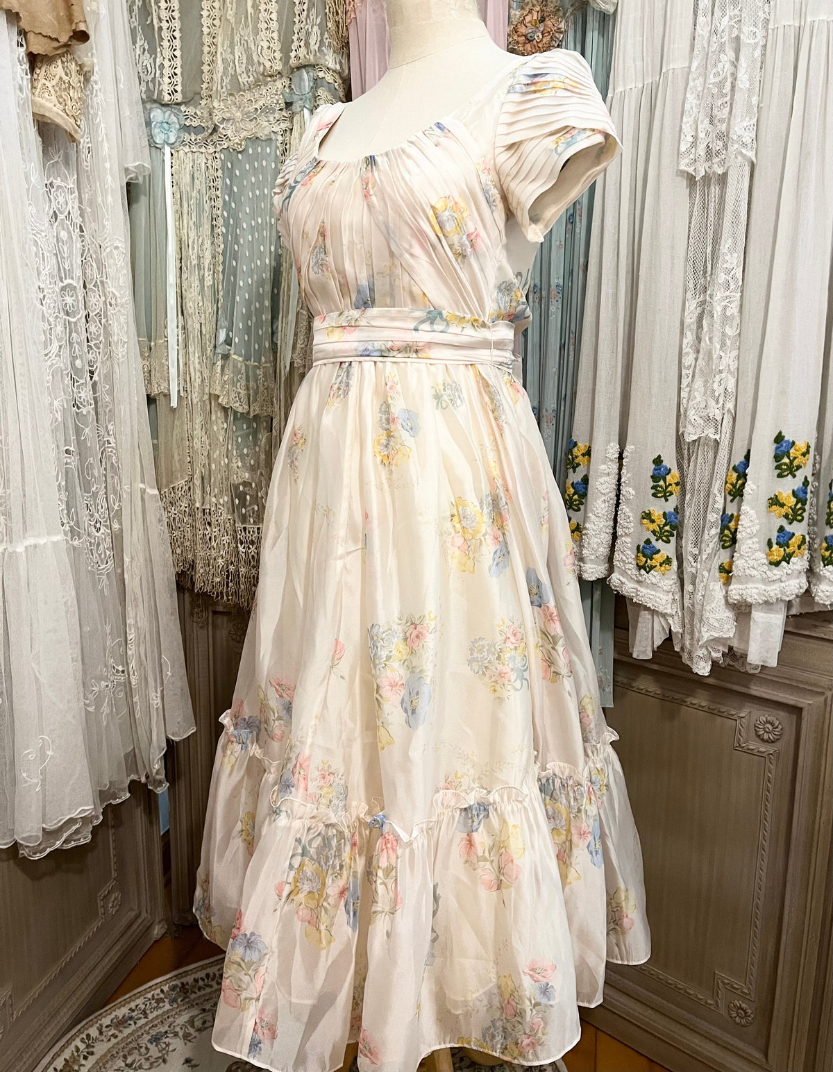Rhythm of the fairy dress
