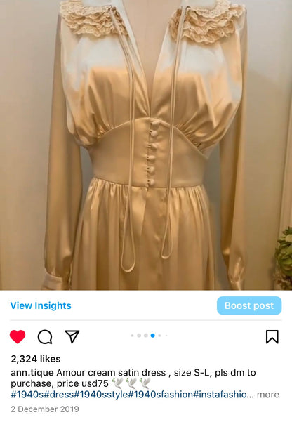 Amour Peignoir