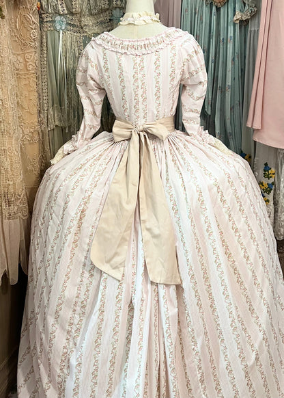 The porcelain gown