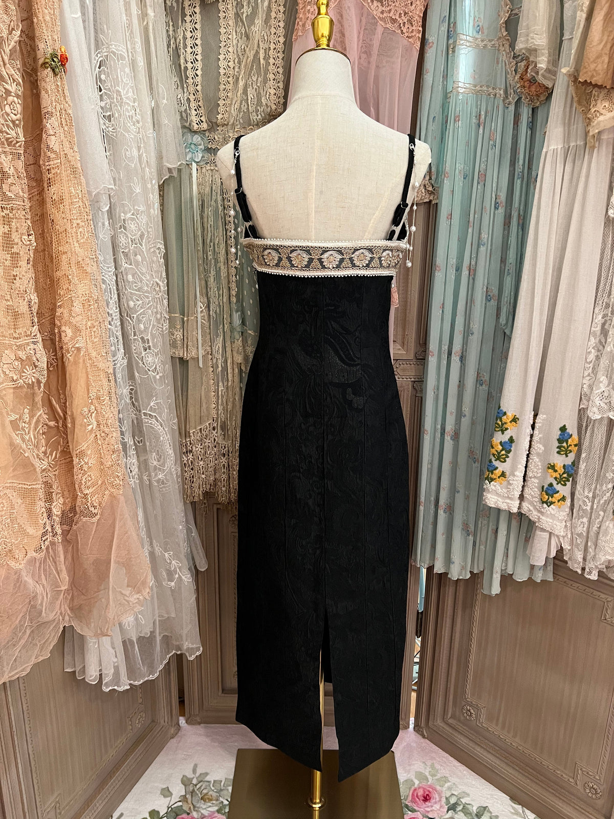 Dark mermaid dress (original version)