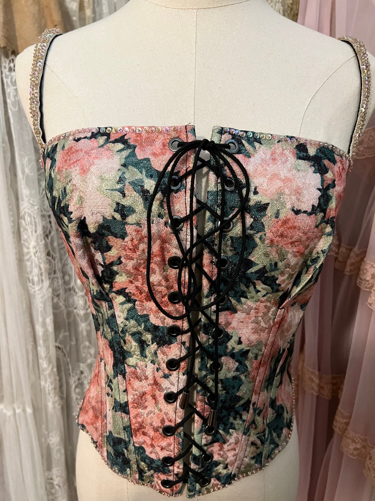 Flowerbomb corset (2 Colors available)