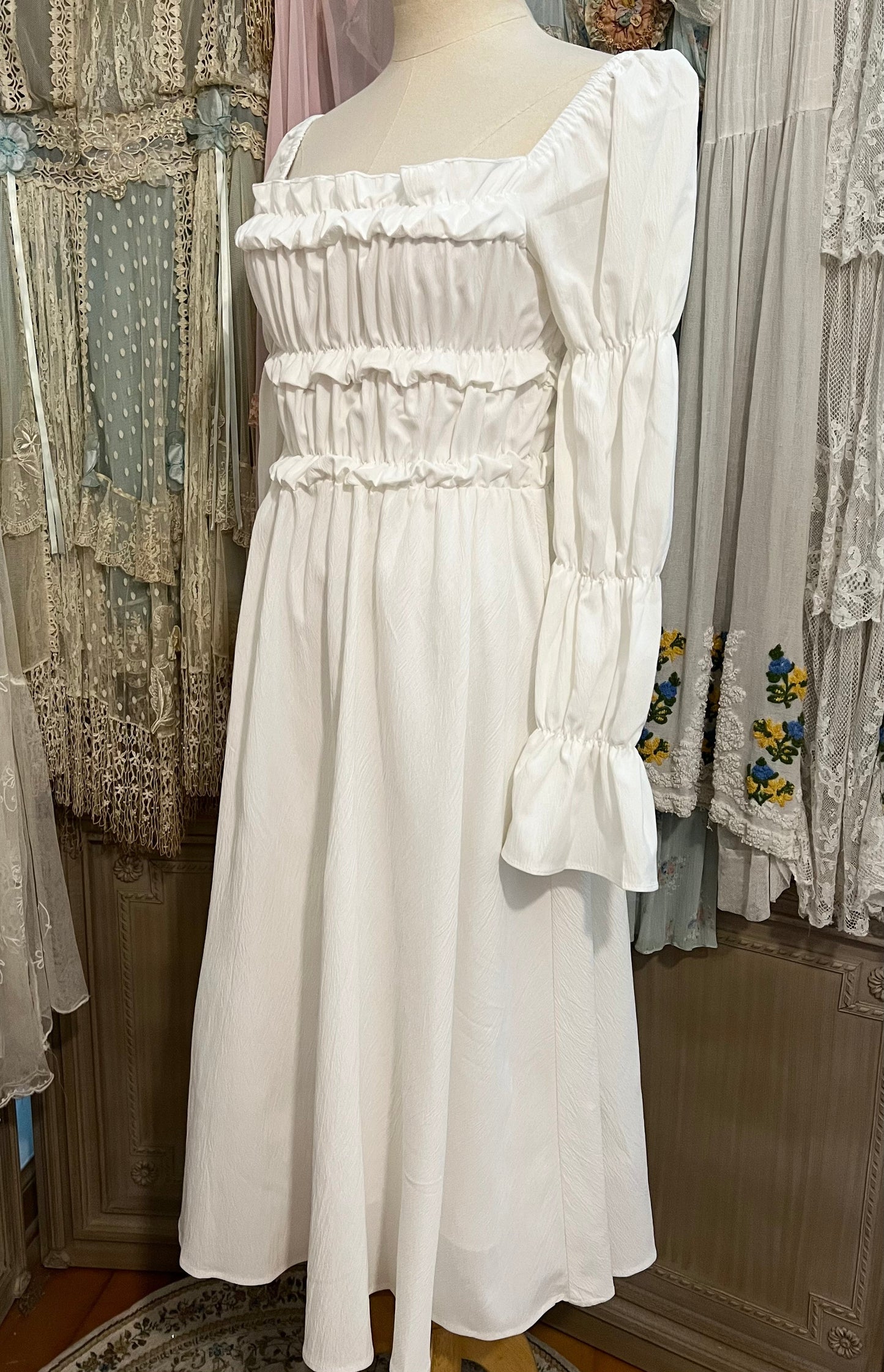 Floating clouds ruched dress