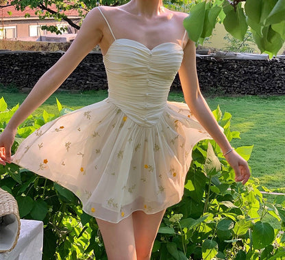 Meadow daisy dress