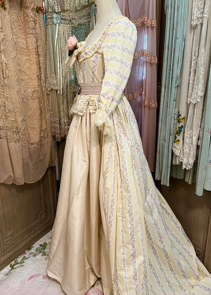 The porcelain gown