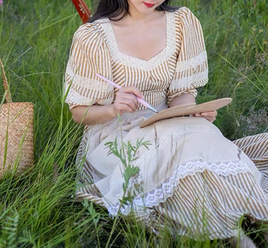 Natural voyage dress