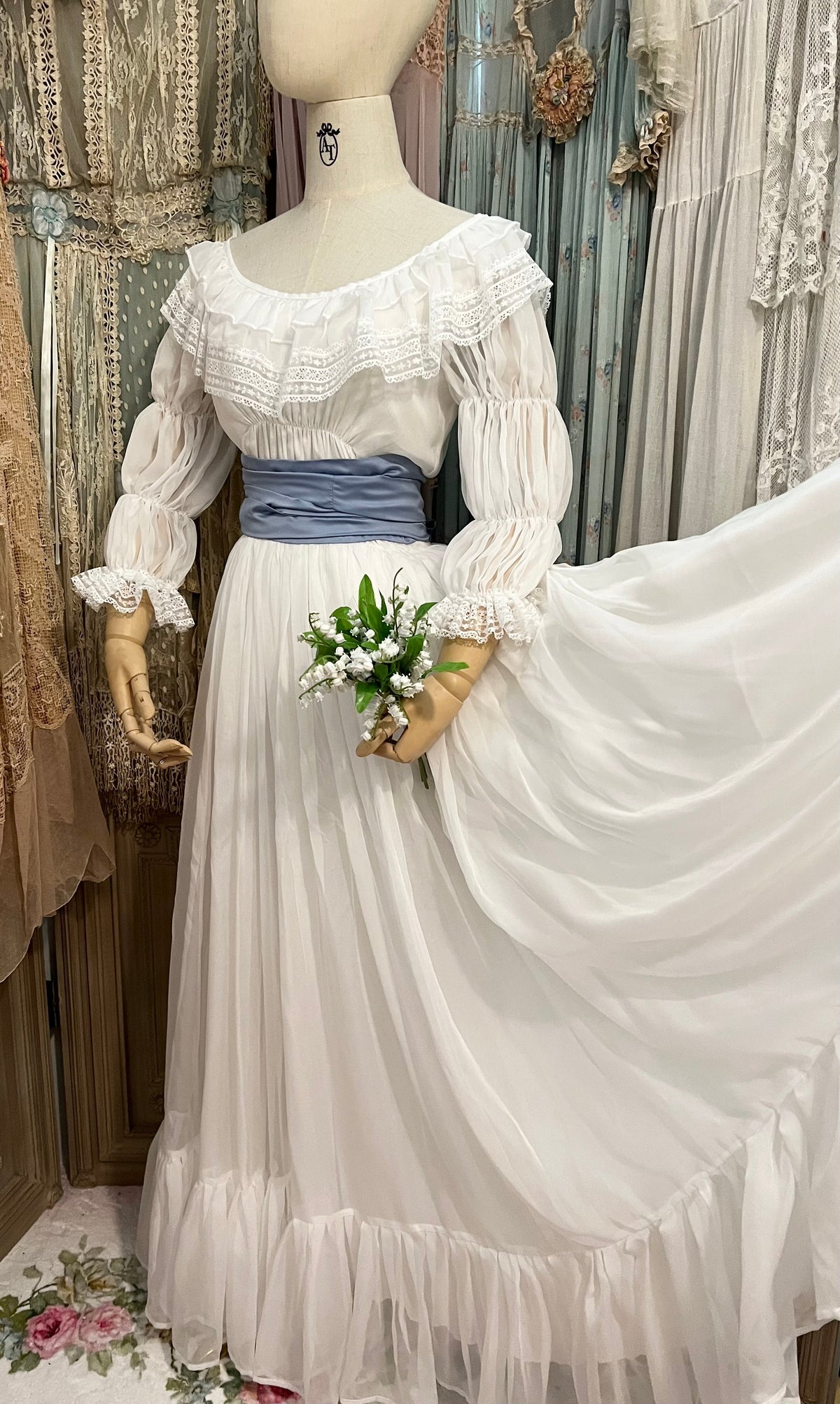 Chemise a la Reine