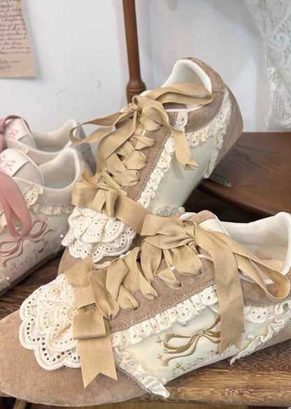 Dollette Sneakers