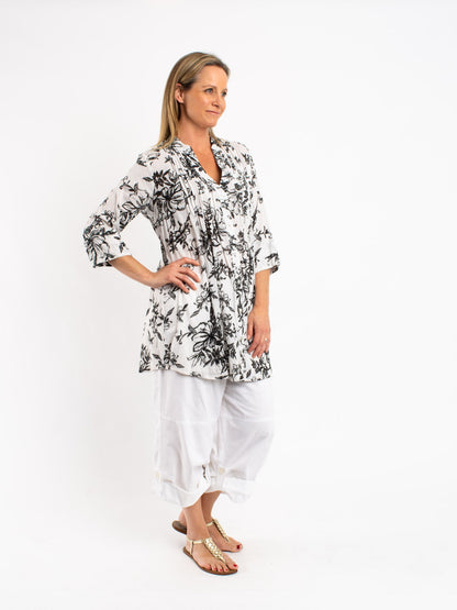 Long Pleated Shirt in Black and White
