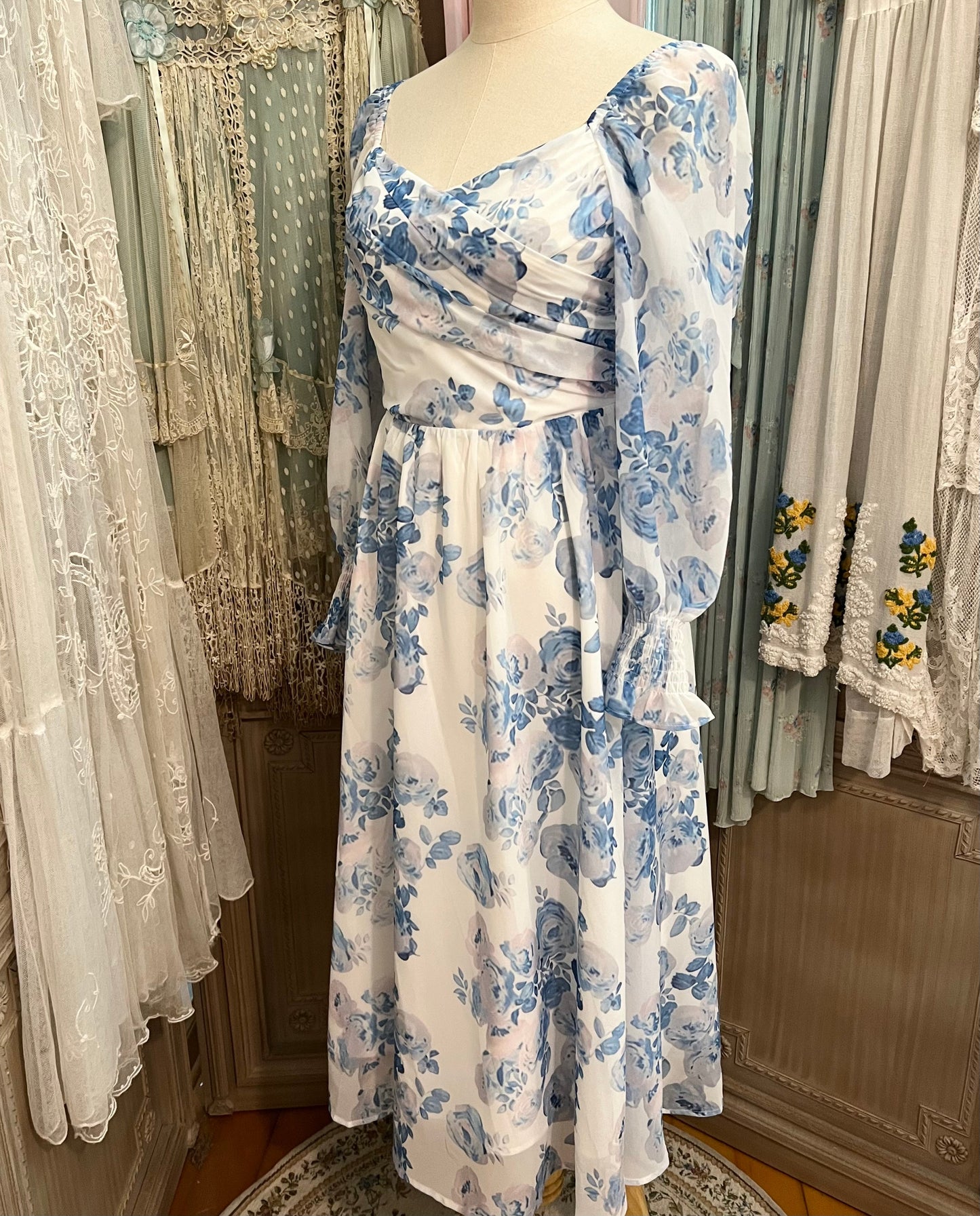 Blue roses dress
