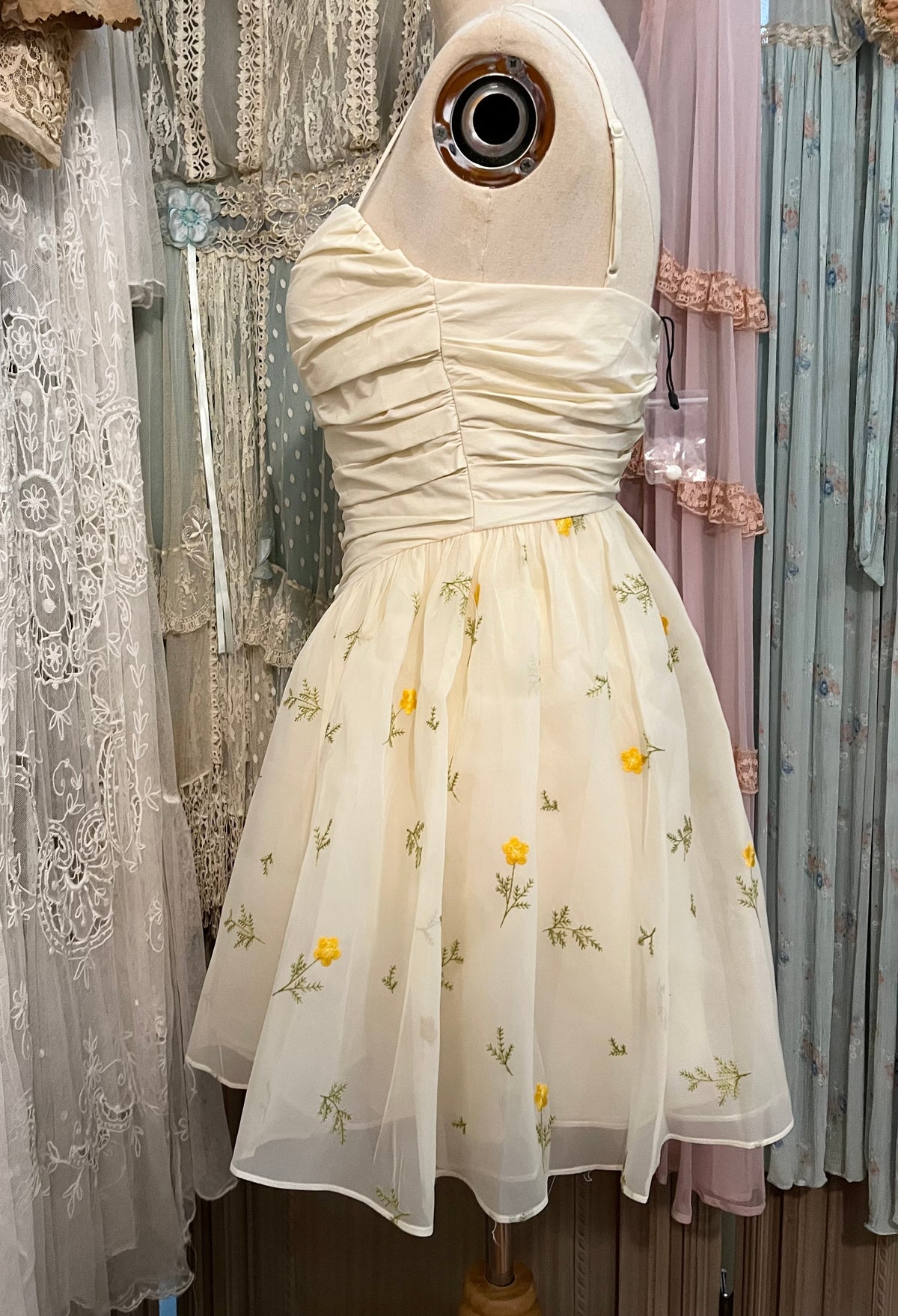 Meadow daisy dress