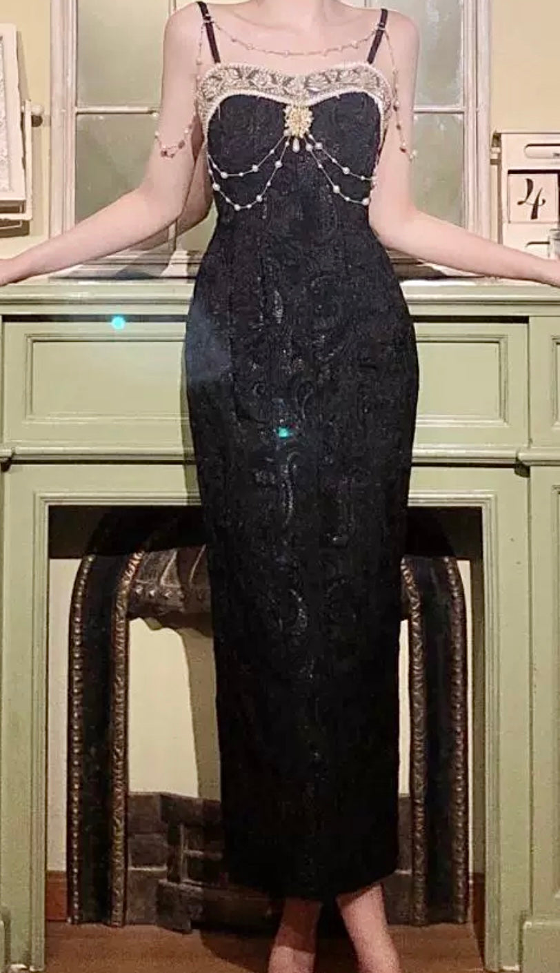 Dark mermaid dress (original version)