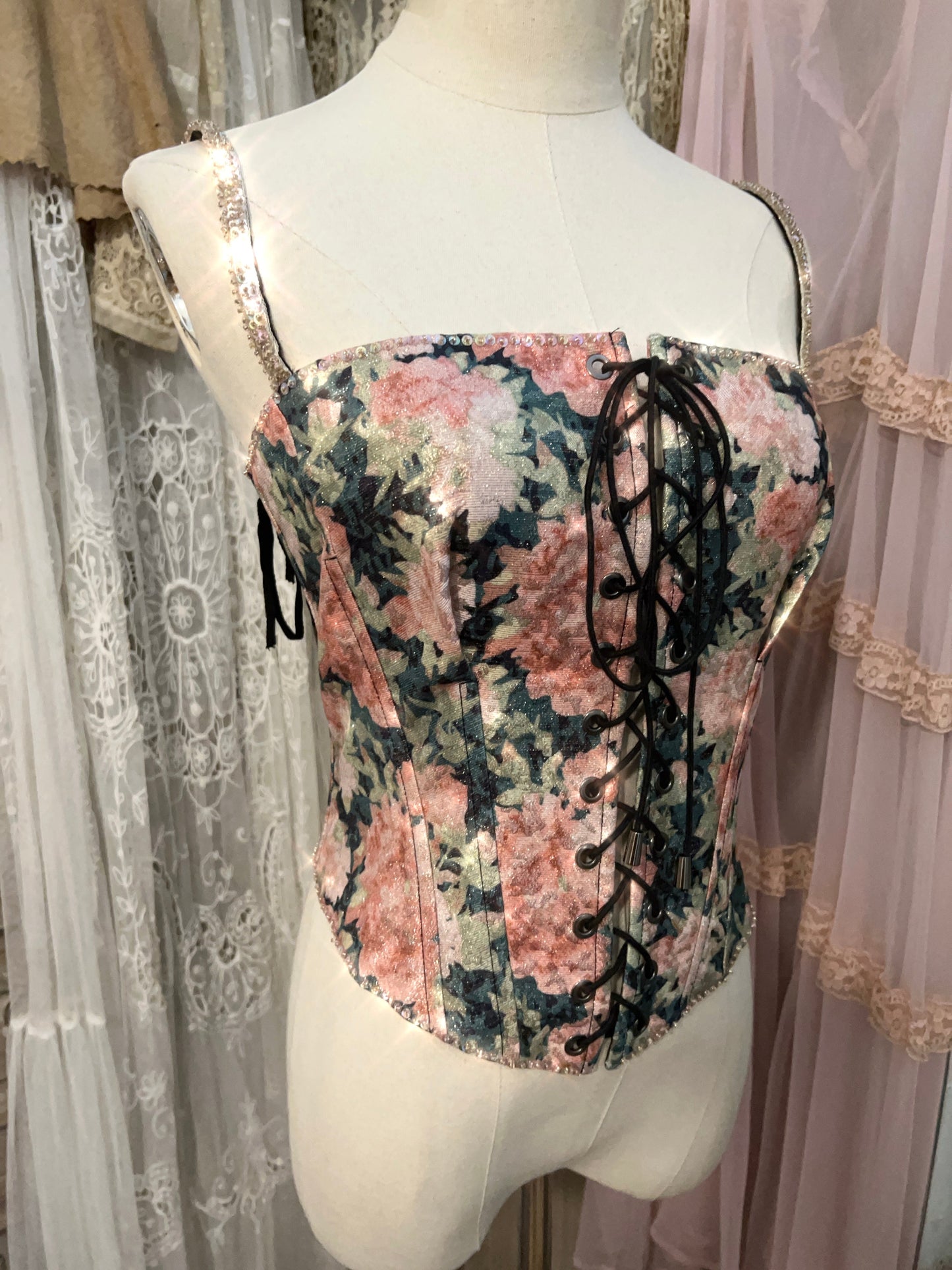 Flowerbomb corset (2 Colors available)