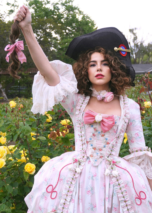 Fête Galantes Gown 🎀