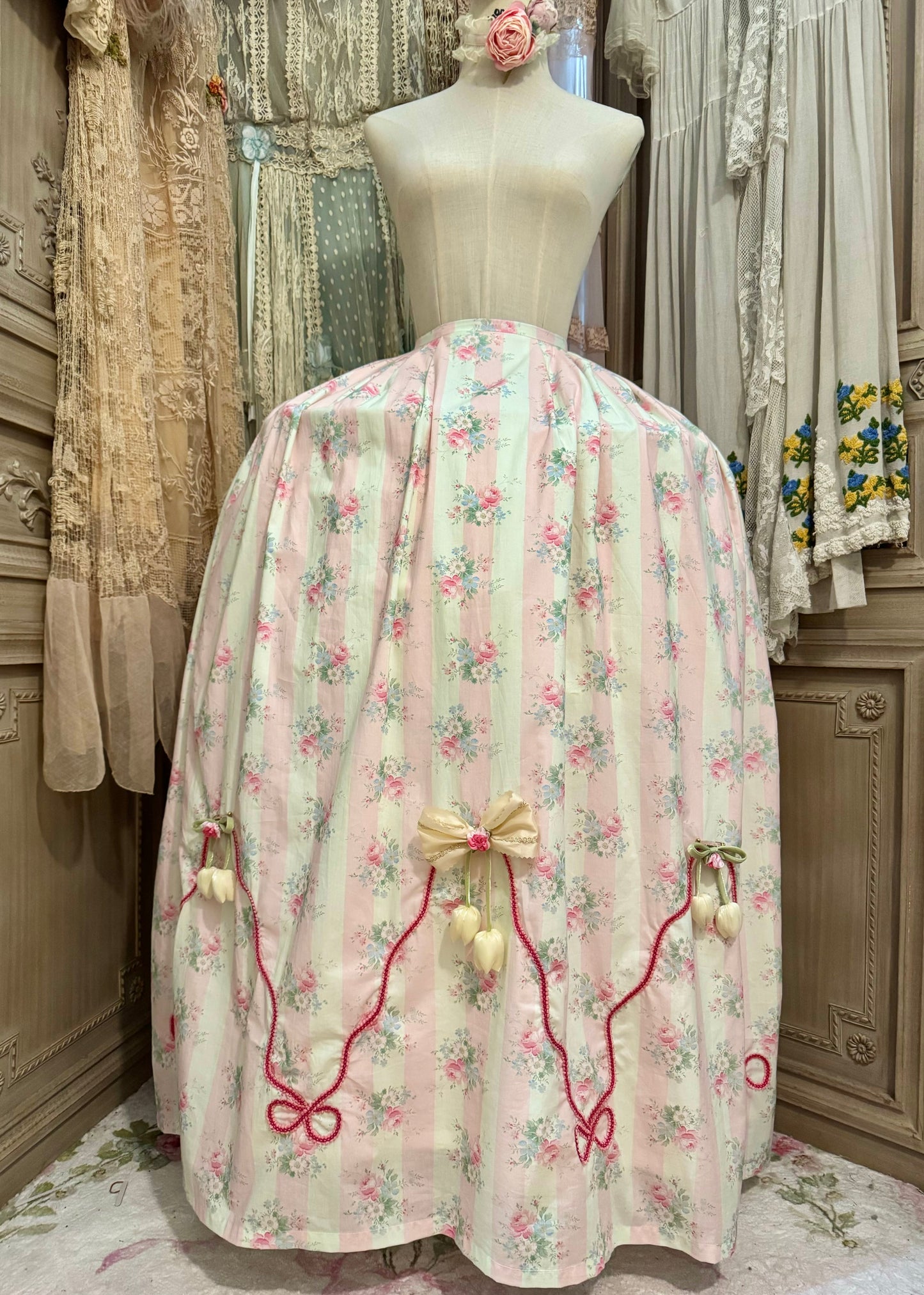 Fête Galantes Gown 🎀