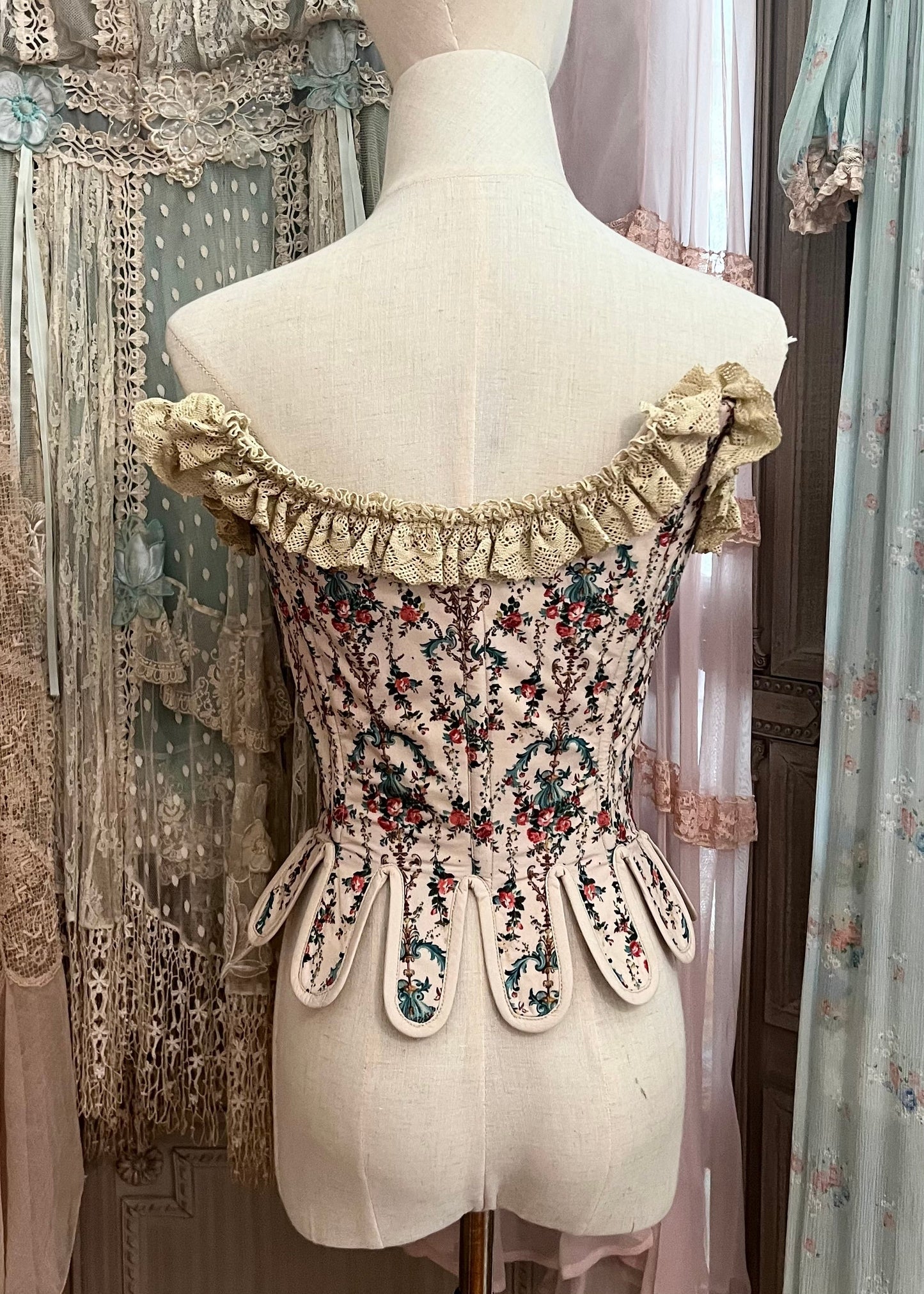 La Chambre de la Reine Corset