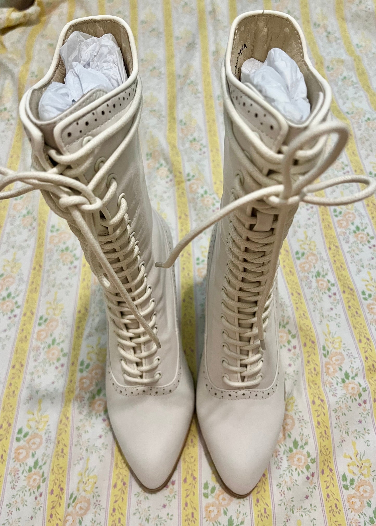 Victorian romance boots (new added colors)