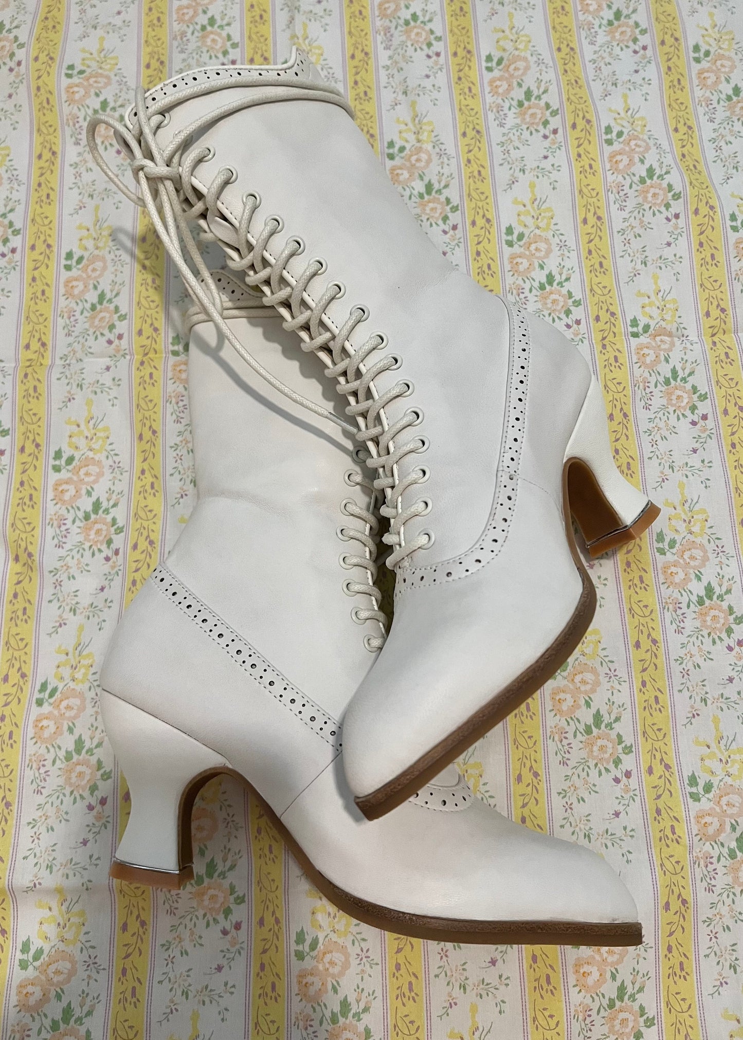 Victorian romance boots (new added colors)