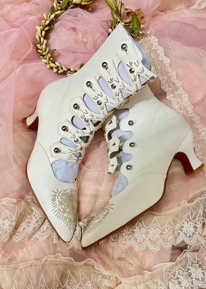 Antoinette historique boots ✨🎀🕊