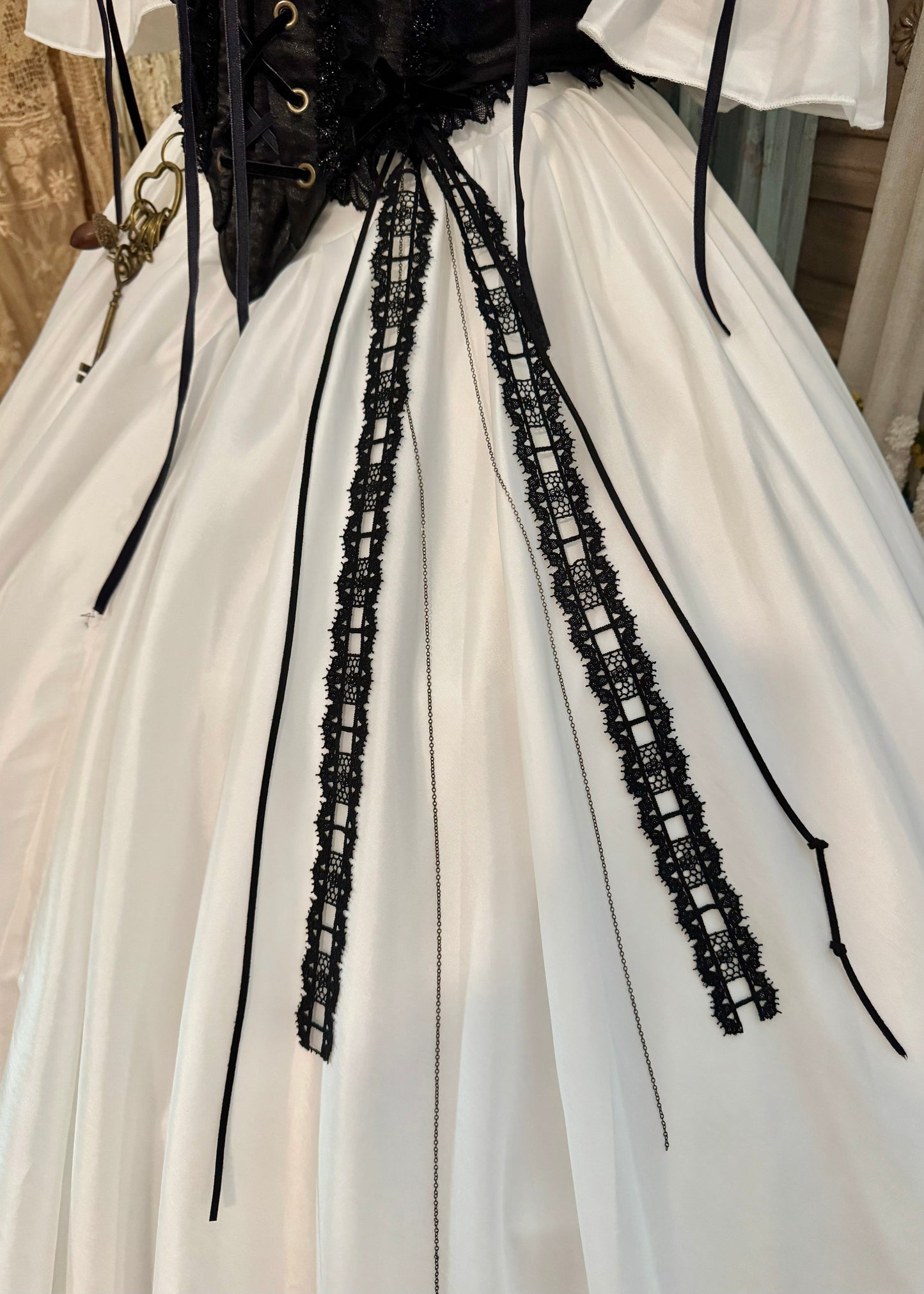 Châtelaine corset