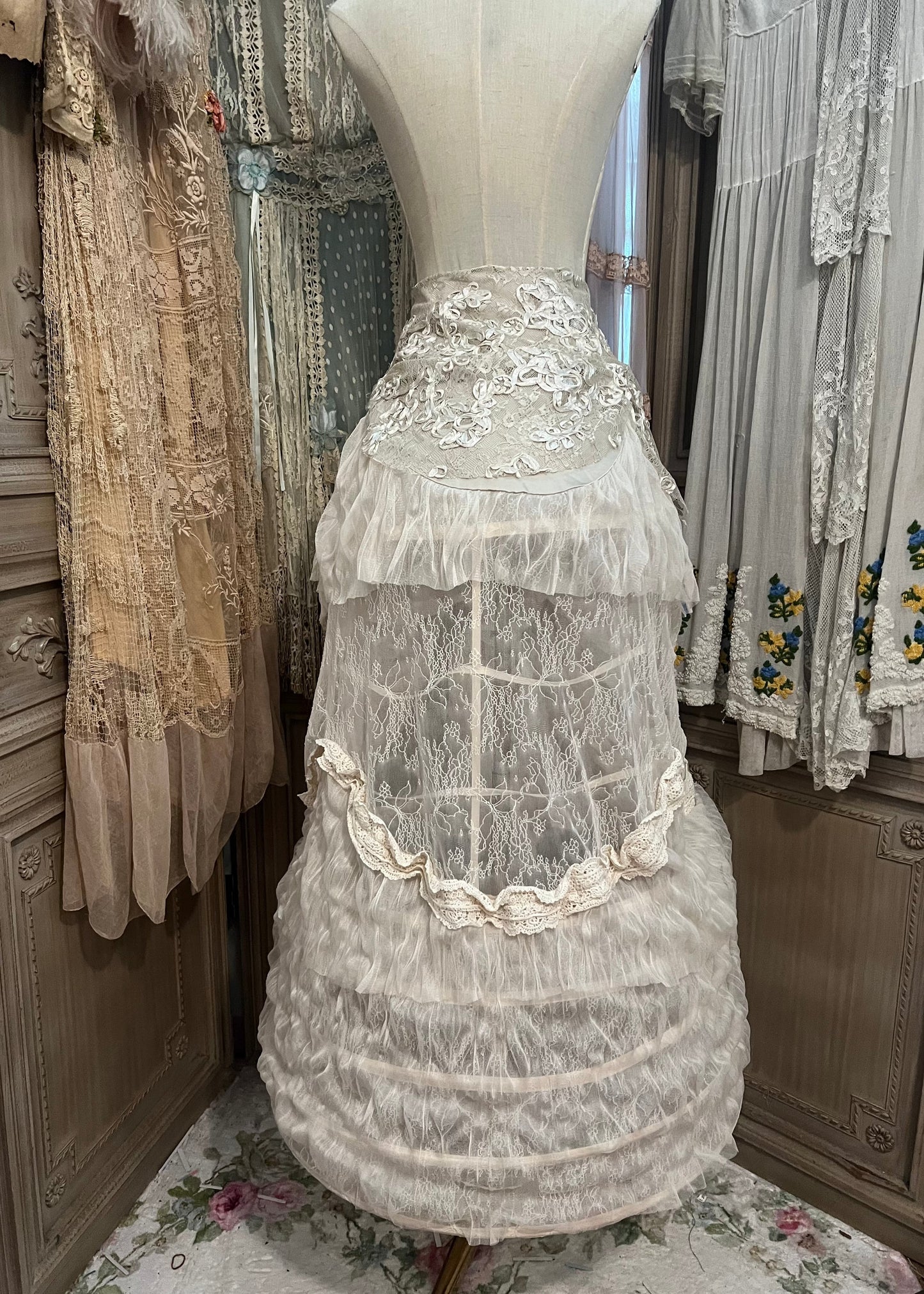 Edwardian dollette skirt / crinoline