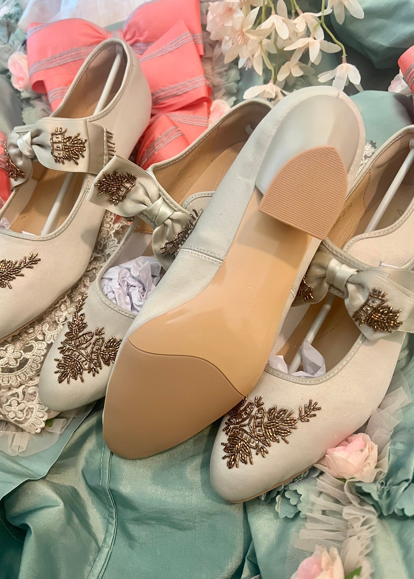 Elizabethan shoes