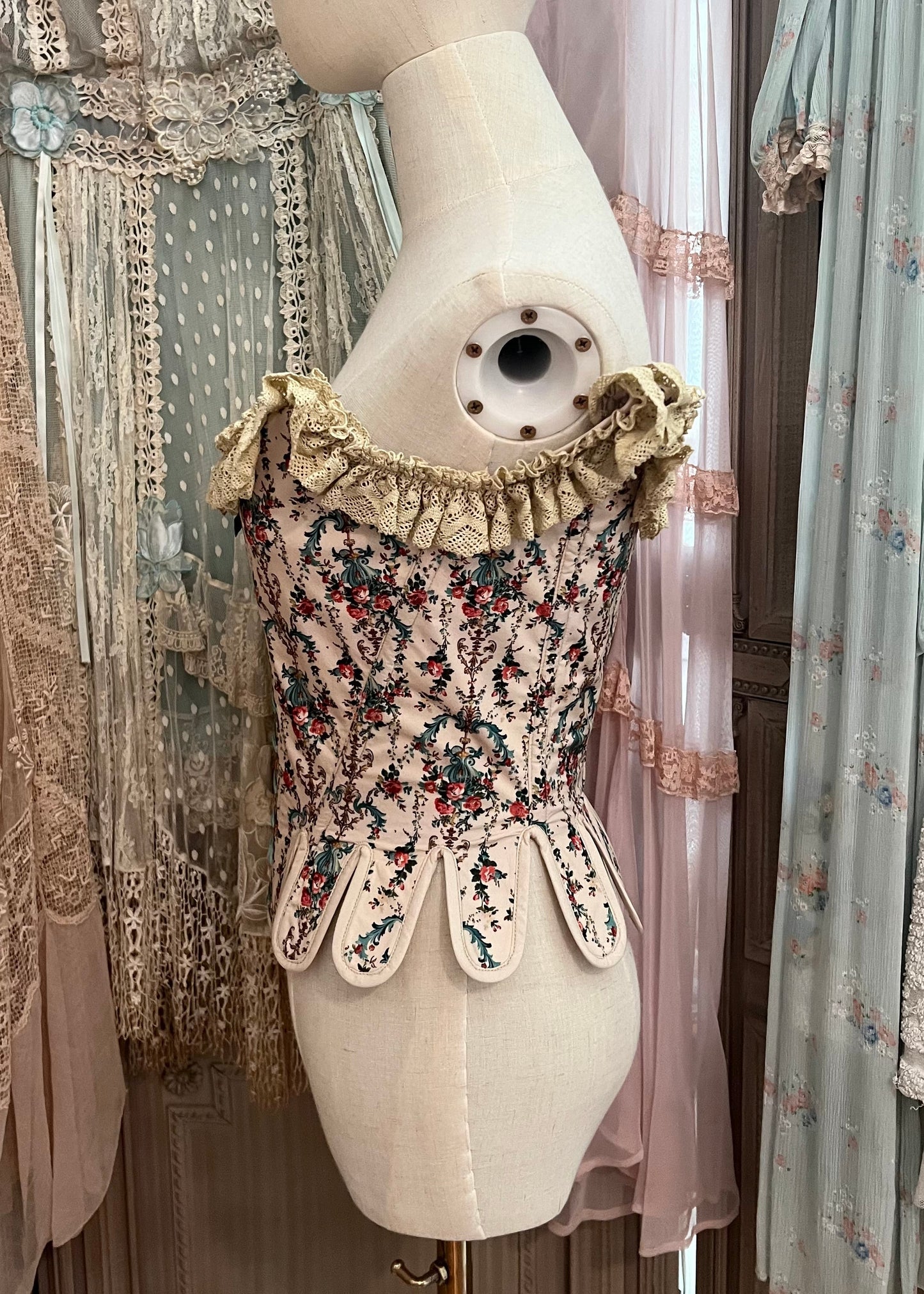 La Chambre de la Reine Corset