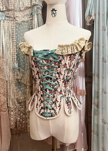 La Chambre de la Reine Corset