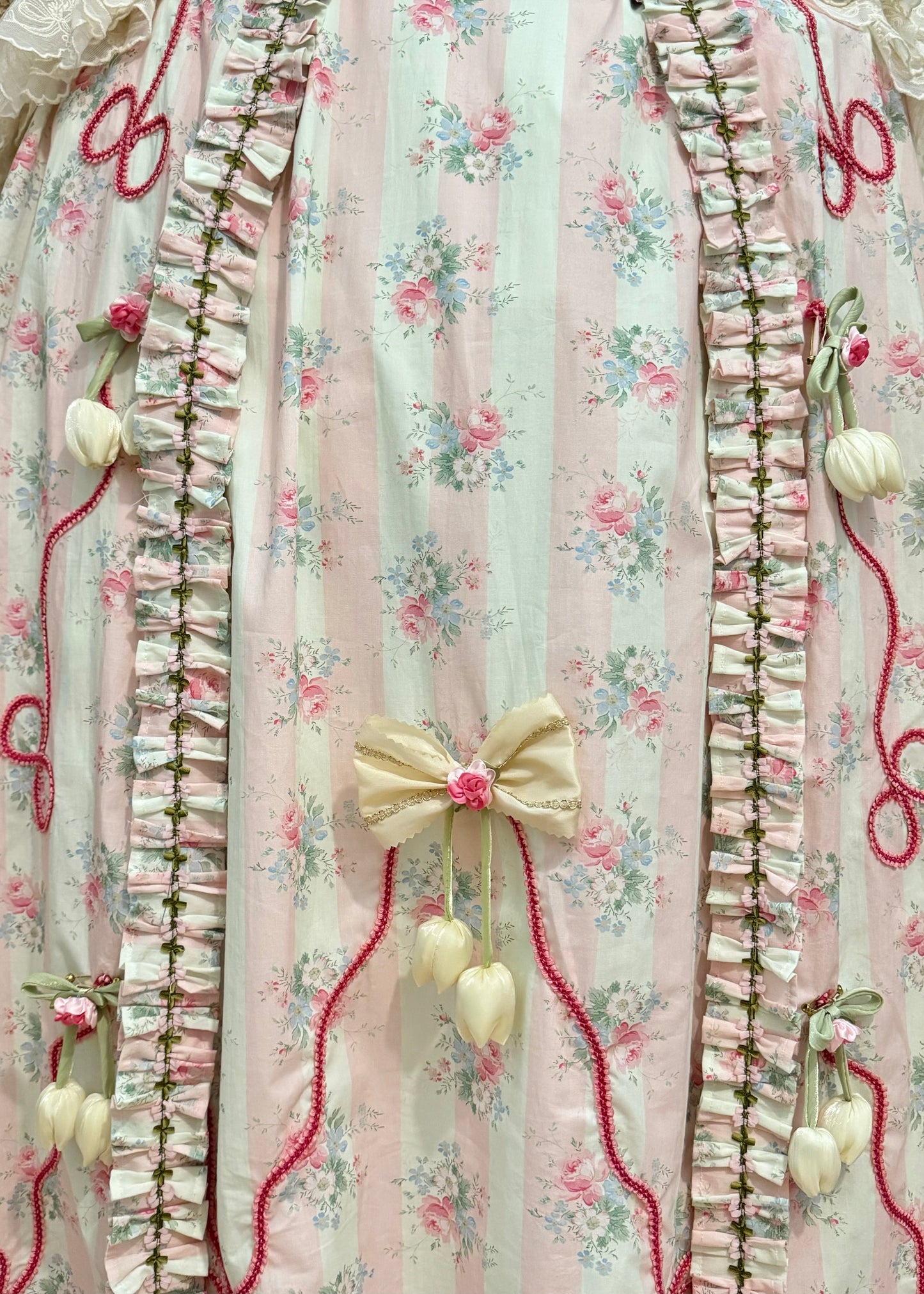 Fête Galantes Gown 🎀