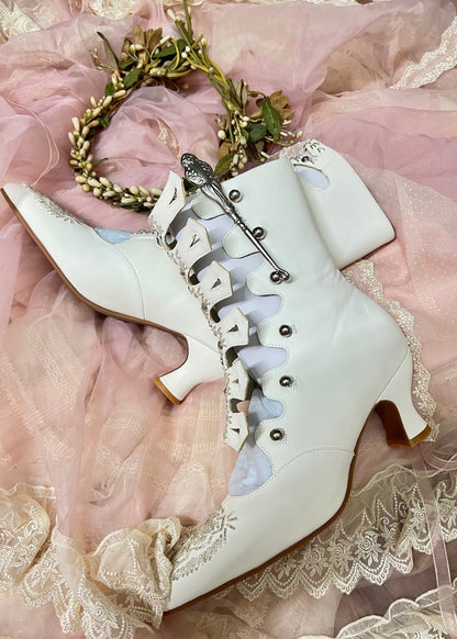 Antoinette historique boots ✨🎀🕊